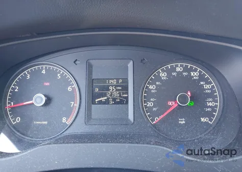 2014 Volkswagen Jetta 2.0L S z USA, uszkodzony, nr VIN 3VW2K7AJ1EM290916